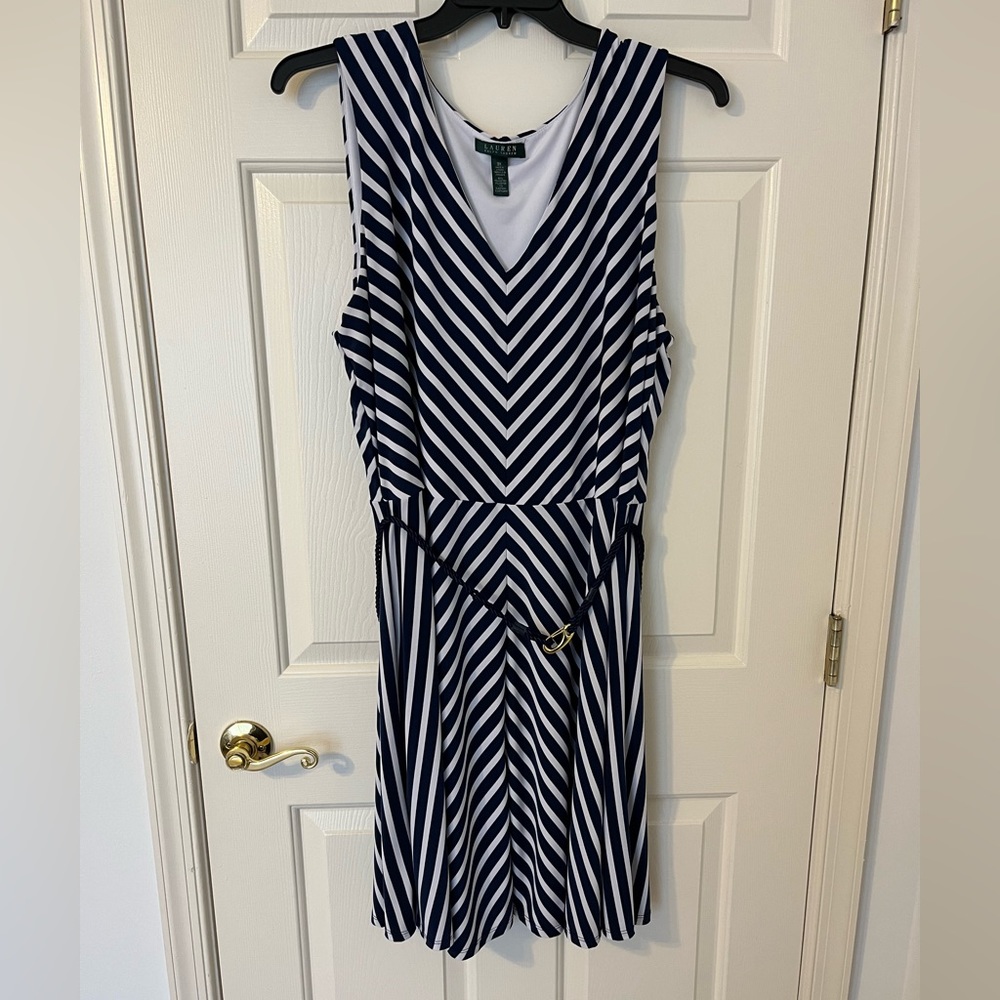 Ralph Lauren sleeveless blue and white chevron stripe dress, size 3X.